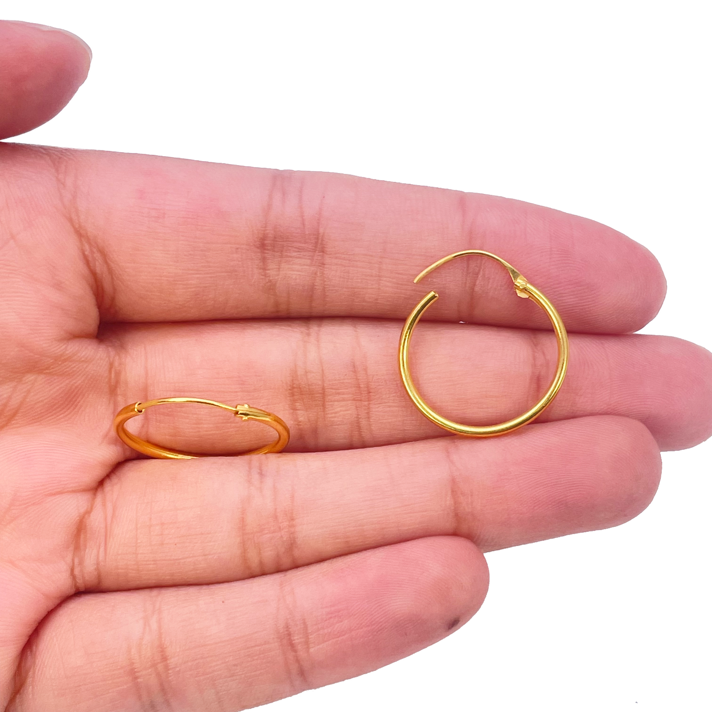 22ct Yellow Gold Pair Of Plain High Polished Hoop Earrings 15.5mm