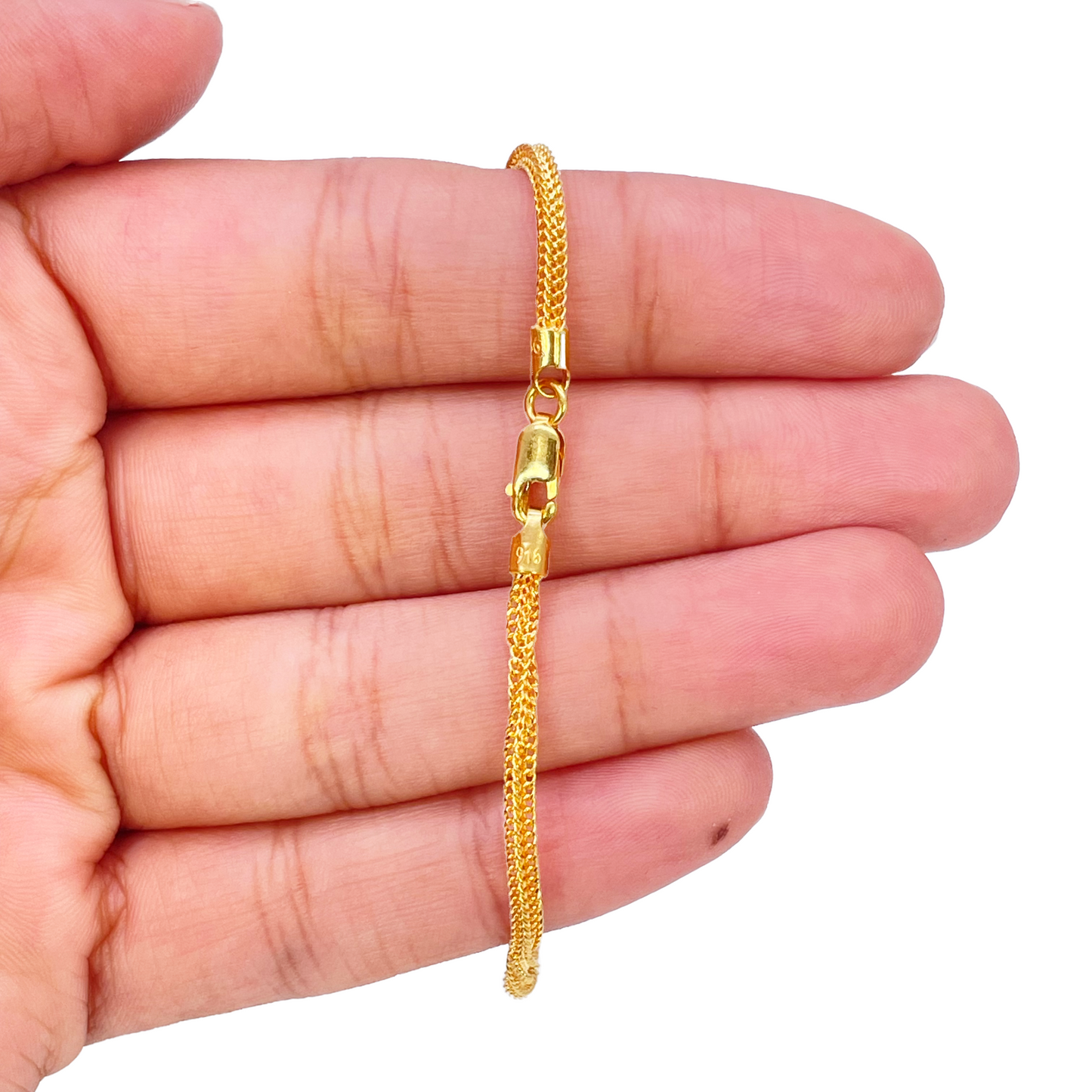 22ct Yellow Gold High Polished Chain Twisted Bracelet 6.5'' inches 2.3mm Wide