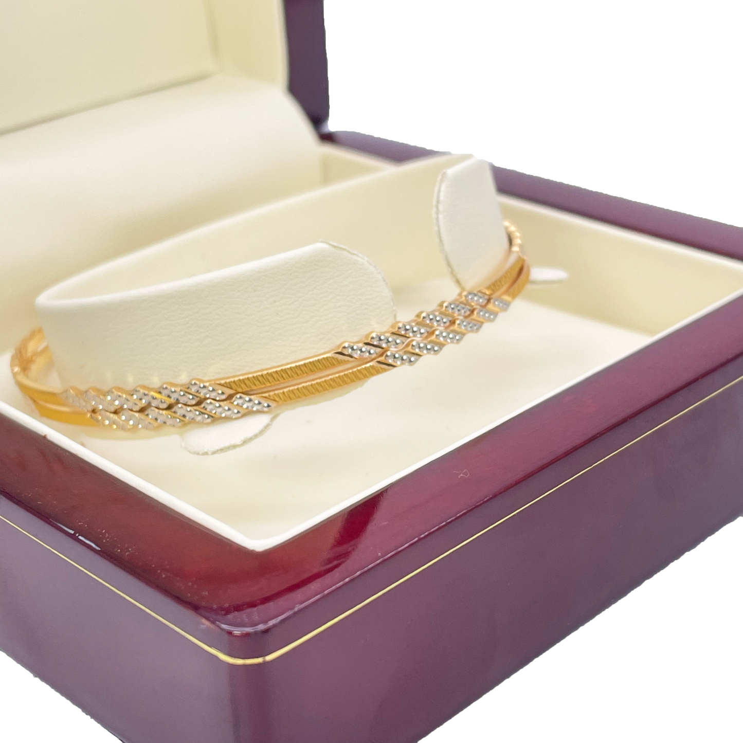 22ct Yellow Gold Set Of Two Solid Diamond Cut Two-Tone Bangle Inside Diameter: 19.1mm