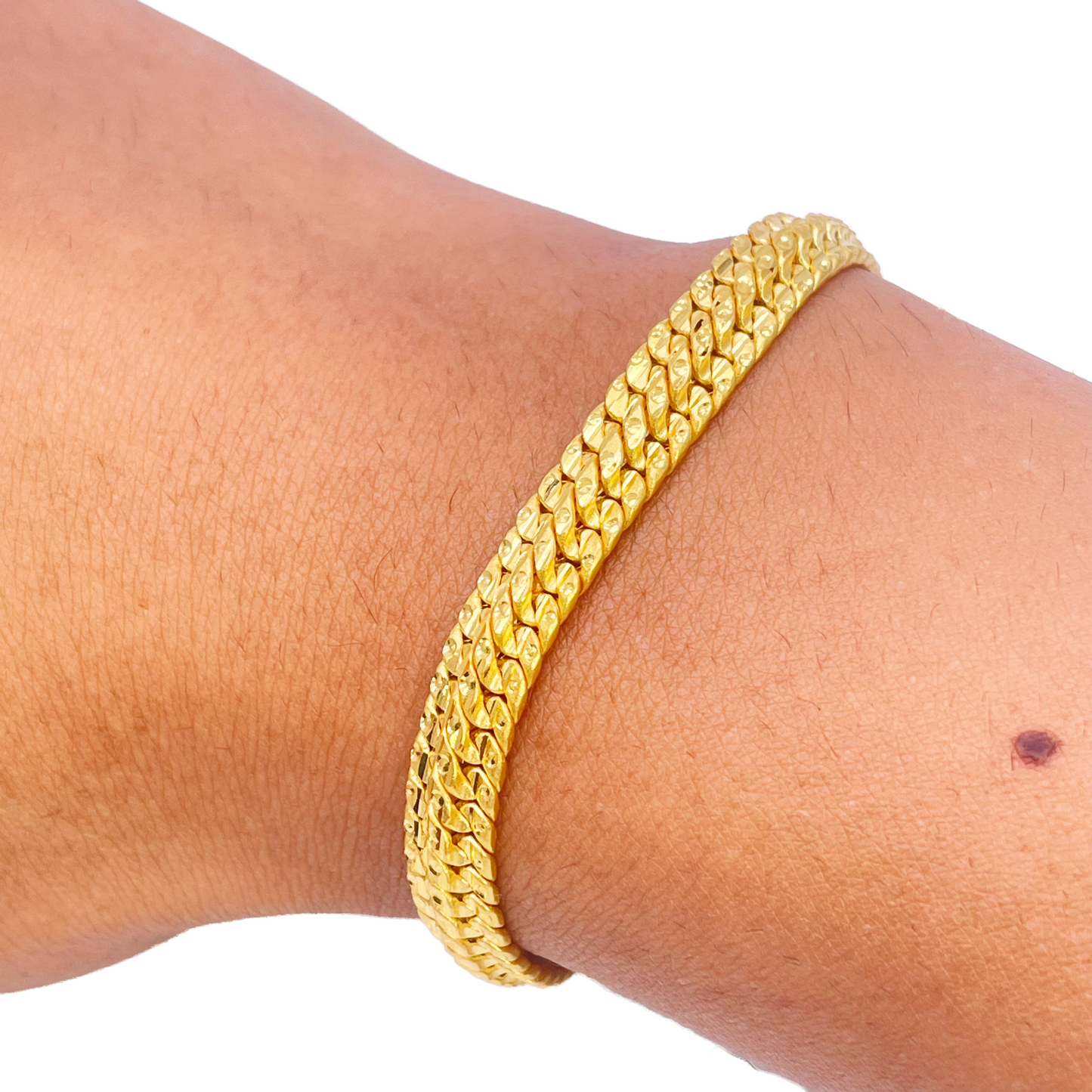 22ct Gold Cowboy Gents Diamond Cut Lightweight Bracelet 8.4 Inches 9mm Width 