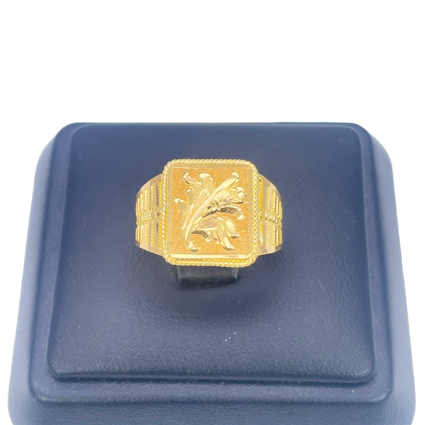 22ct Yellow Gold Floral Diamond Cut Men's Signet Ring