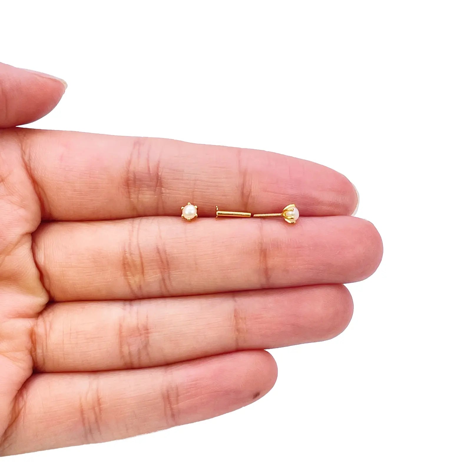 22ct Yellow Gold Children's Freshwater Pearl Claw Stud Earrings 3.5mm 