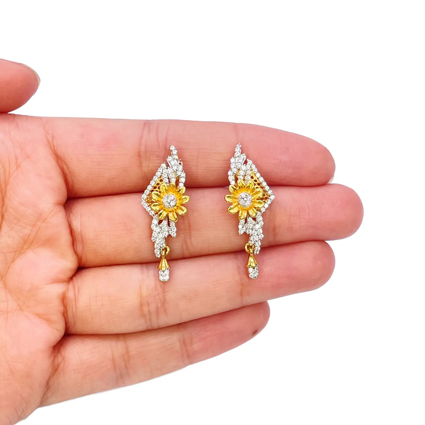 22ct Yellow Gold Flower Design Ladies Stud Drop Earrings 31mm Length 