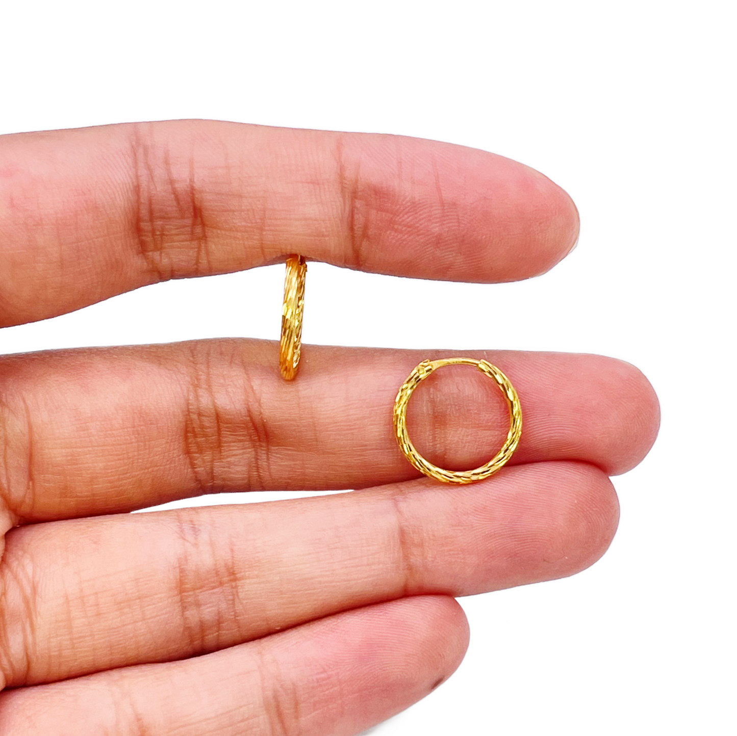 22ct Gold Hoop Earrings Pair Of Diamond Cut High Polished Hoops 11mm Diameter 