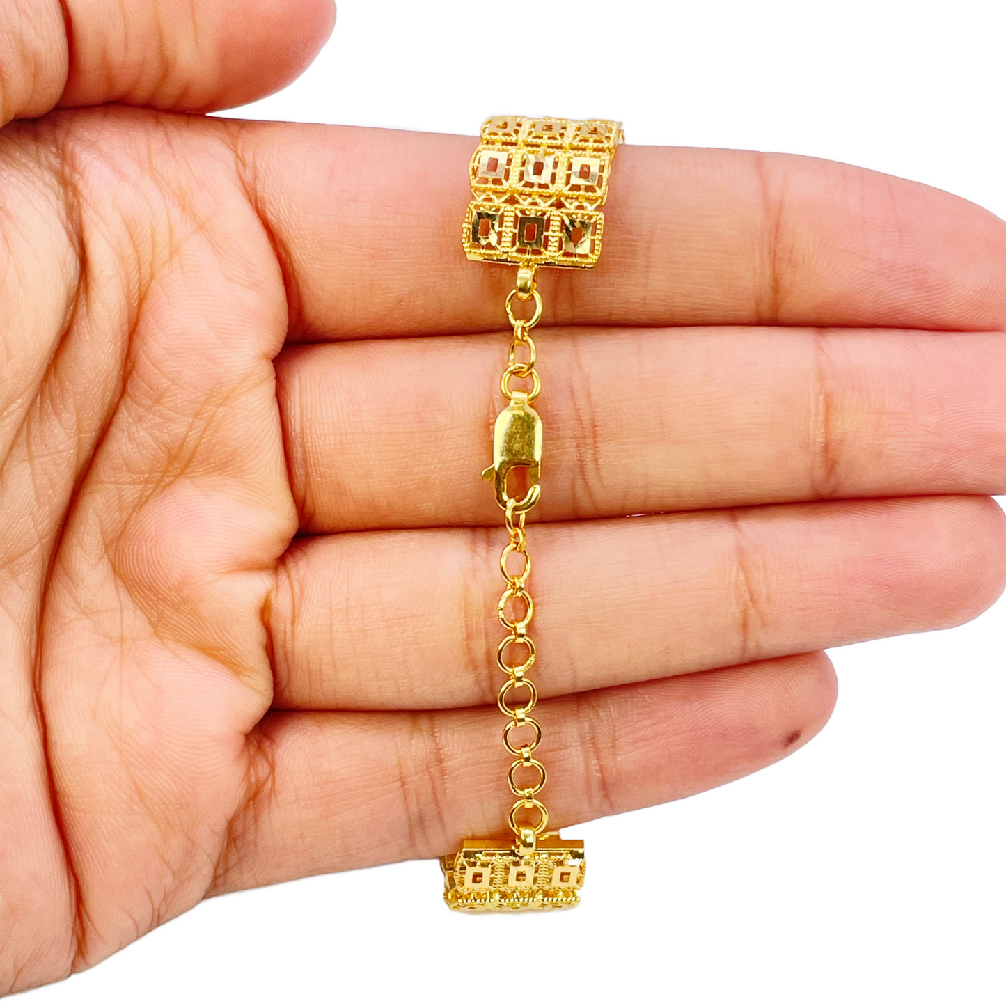 22ct Gold Milgrain Bracelet Three Row Diamond Cut Square 7.5 Inches 11.6mm Width 