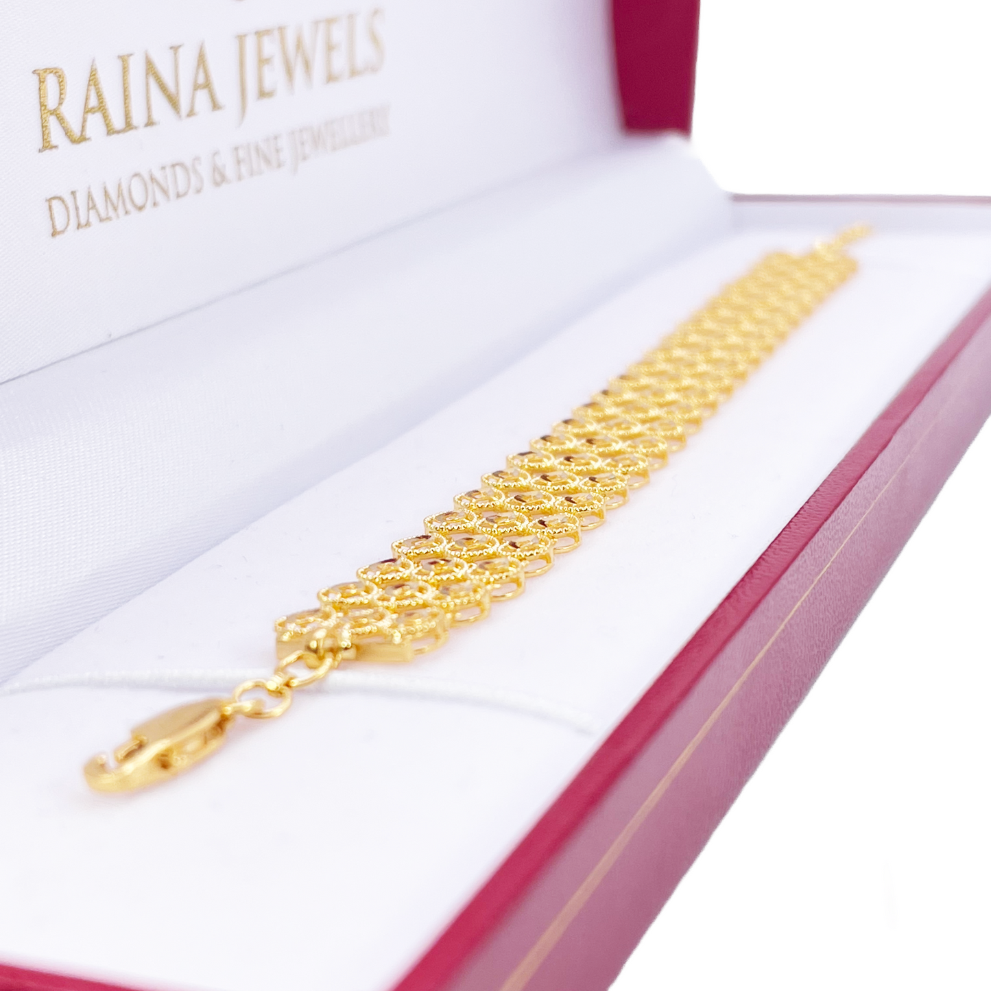22ct Gold Milgrain Bracelet Three Row Diamond Cut Teardrop 7.5 Inch 12mm Width 