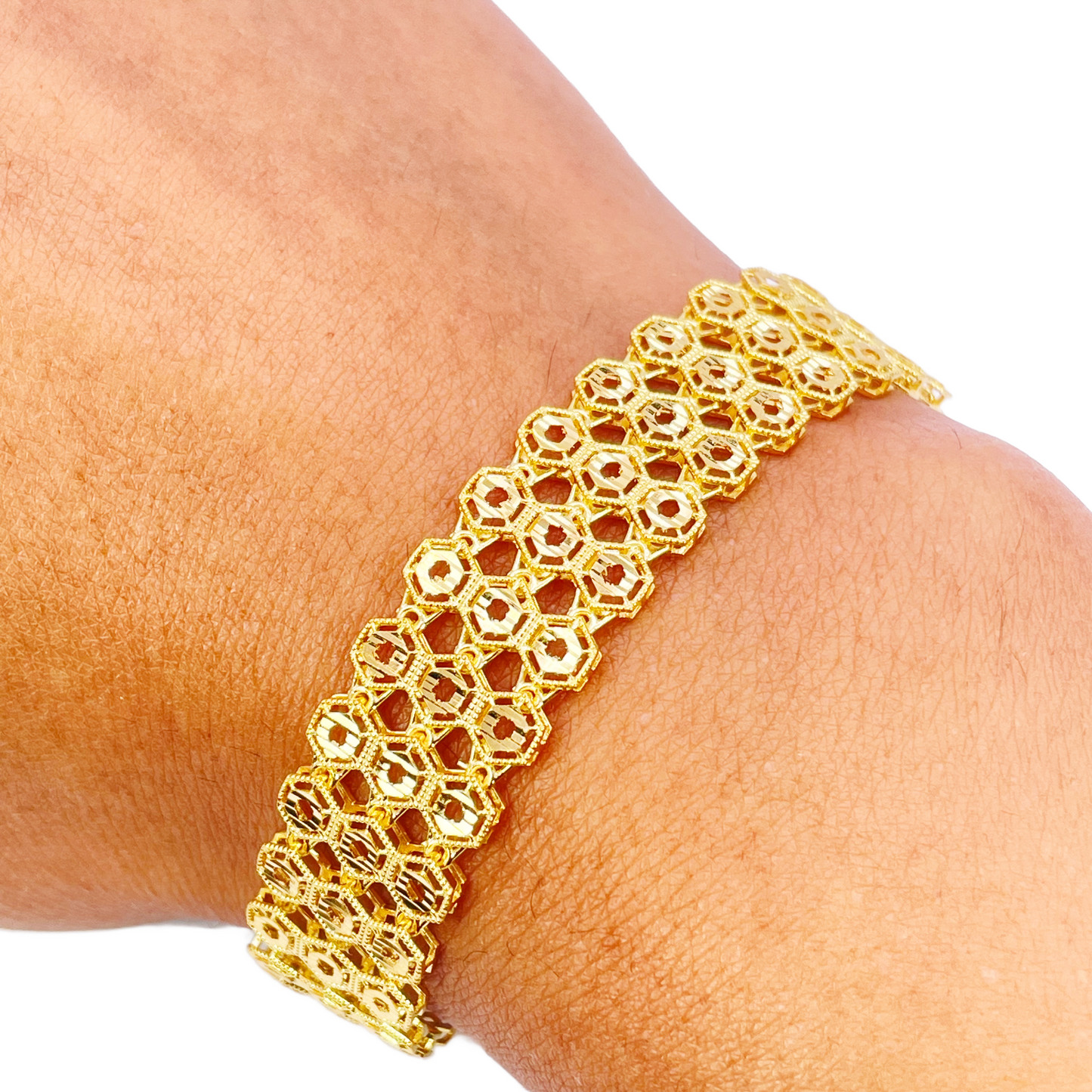 22ct Gold Milgrain Bracelet Three Row Diamond Cut Hexagon 7.5 Inch 13mm Width 