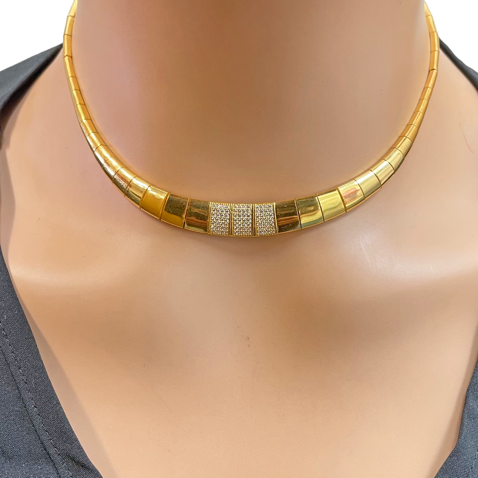 22ct Gold Cubic Zirconia Choker Necklace High Polished 15 Inches 8.8mm Width 