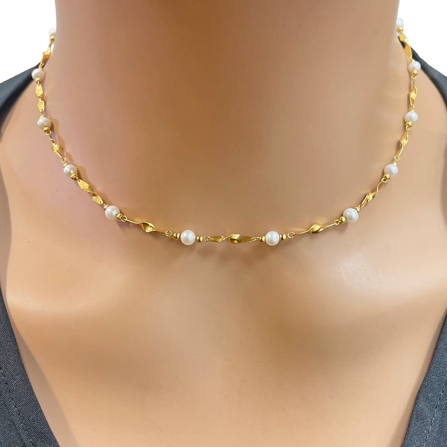 22ct Gold Pearl Necklace High Polished Twisted Link Freshwater Pearl Chain 16 inches 