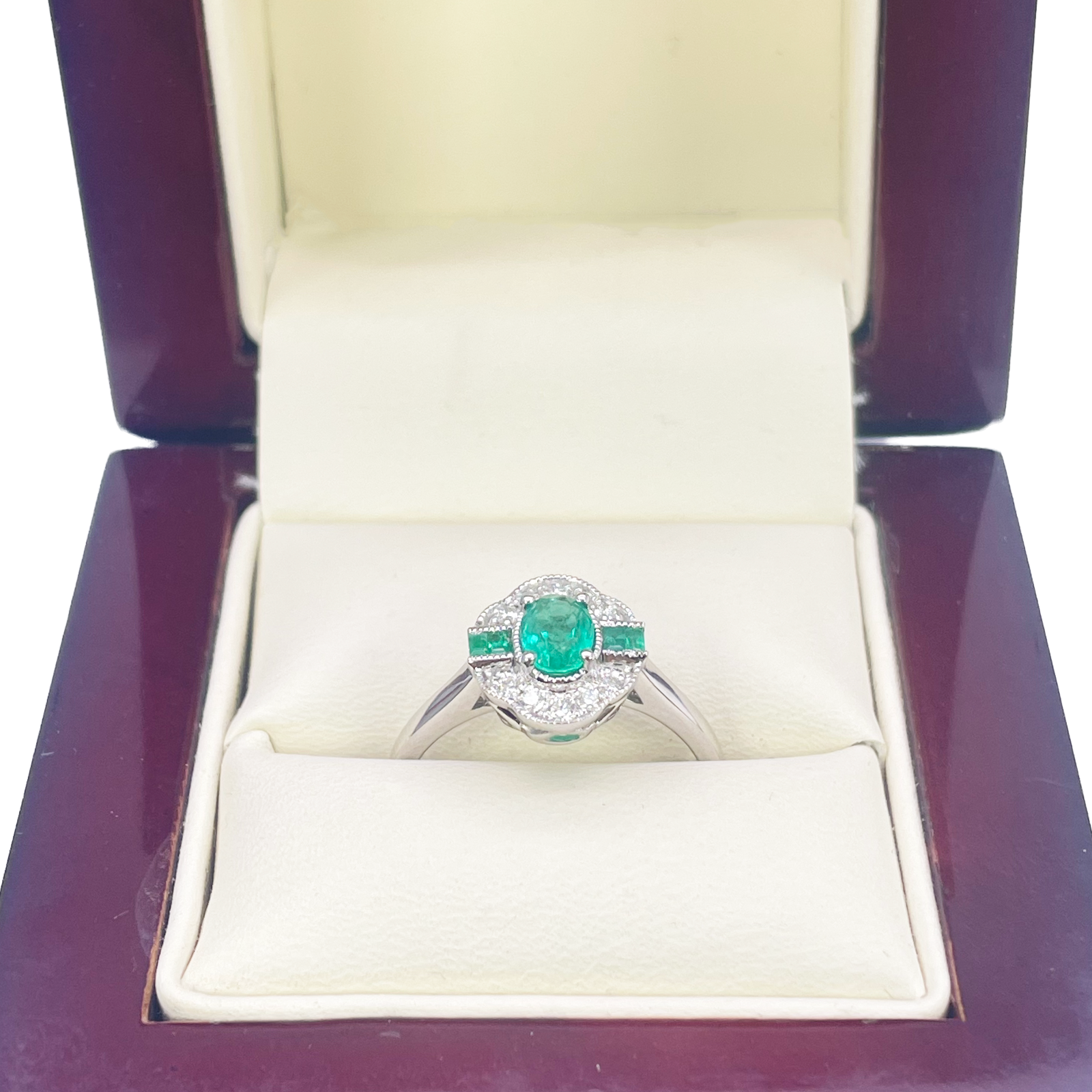 18ct Gold Natural Emerald Diamond Ring Round, Baguette & Oval Cut 0.66ct  Diamond Ring