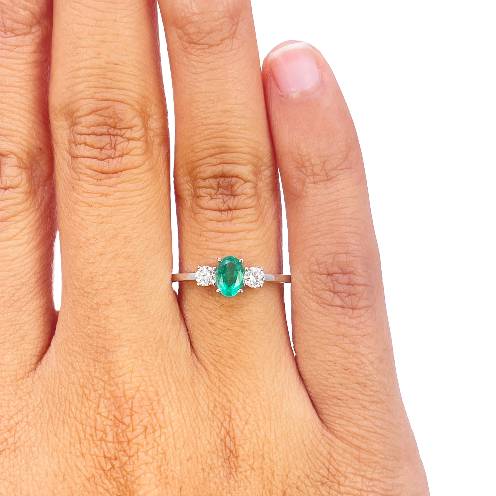 18ct Gold Emerald Diamond Ring Natural Round & Oval Cut Three-Stone 0.60ct  Diamond Ring