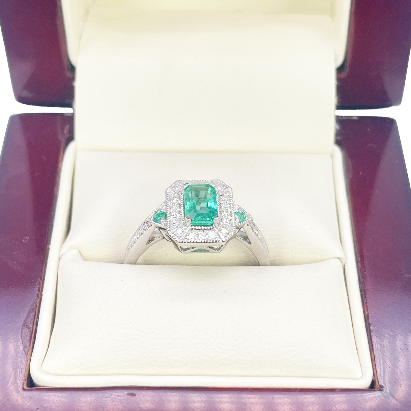 18ct Gold Natural Emerald Diamond Ring Round & Emerald Cut 0.80ct  Diamond Ring