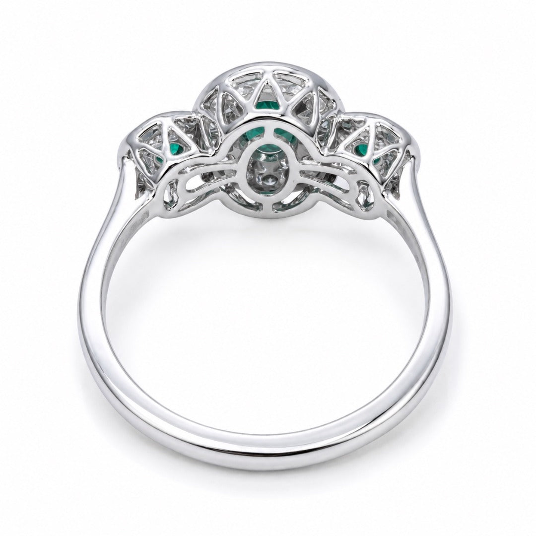 18ct Gold Natural Emerald Diamond Ring Round & Oval Cut 0.80ct