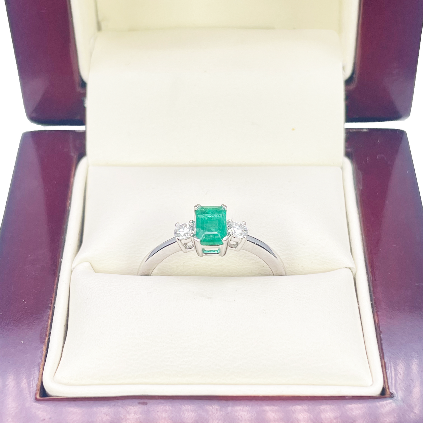 18ct Gold Emerald Diamond Ring Natural Round & Emerald Cut Three-Stone 0.70ct  Diamond Ring
