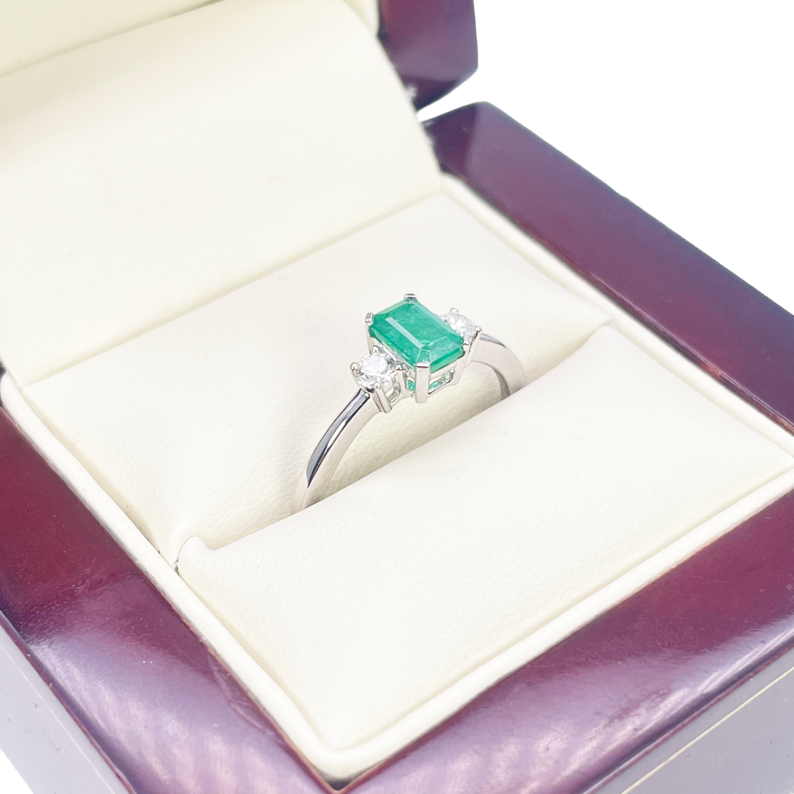 18ct Gold Emerald Diamond Ring Natural Round & Emerald Cut Three-Stone 0.70ct  Diamond Ring