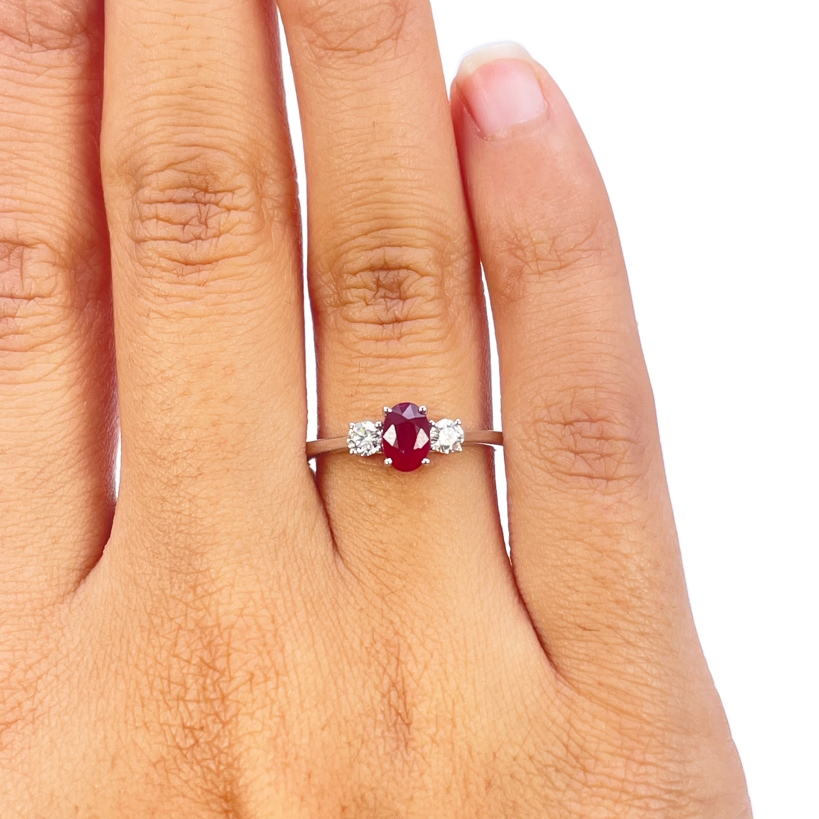 18ct Gold Ruby Diamond Ring Natural Round & Oval Cut Three-Stone 0.80ct  Diamond Ring