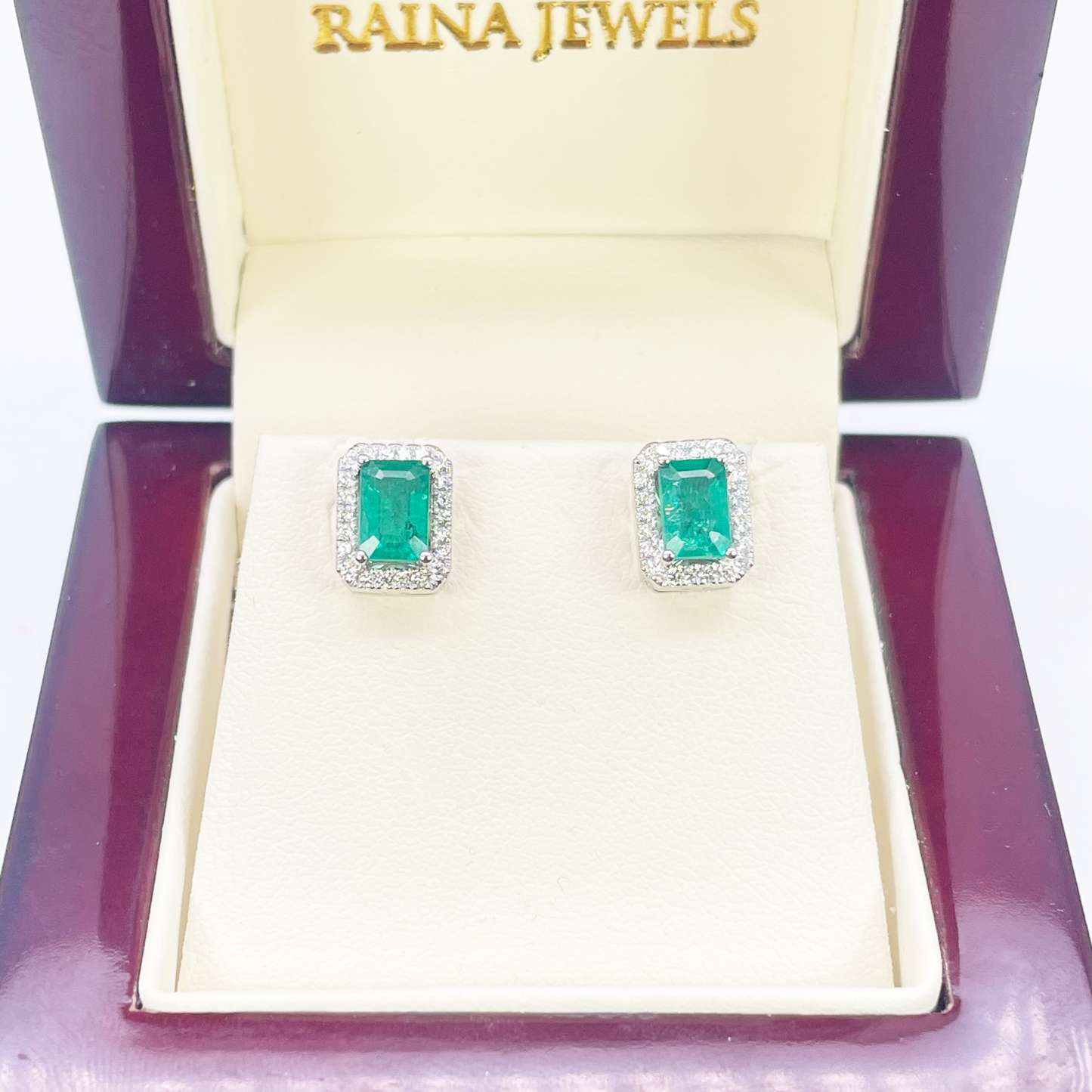 18ct White Gold Natural Emerald Diamond Round & Emerald Cut Stud Earrings 1.60ct 