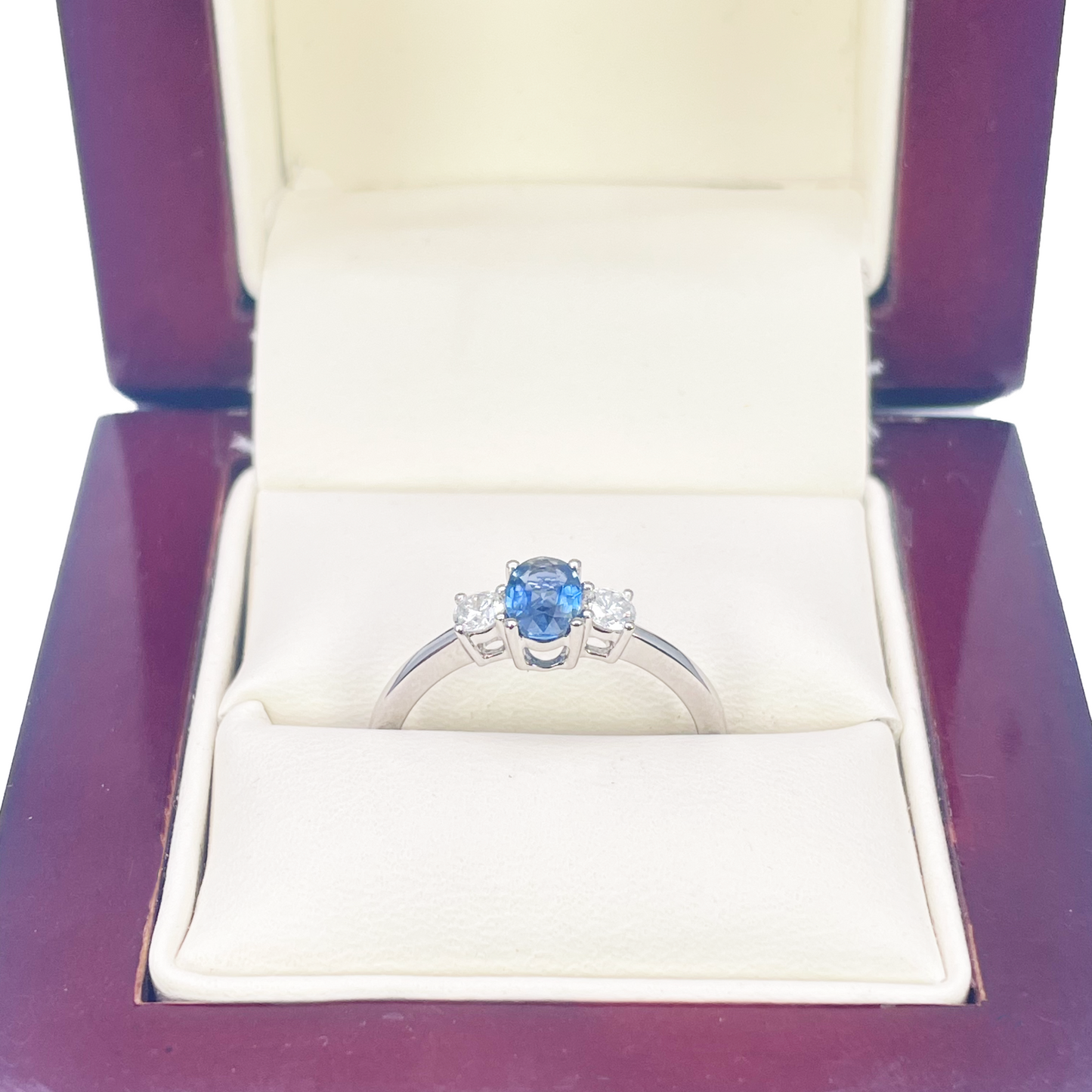 18ct Gold Natural Sapphire Diamond Three-Stone Ring Round & Oval Cut 0.65ct  Diamond Ring