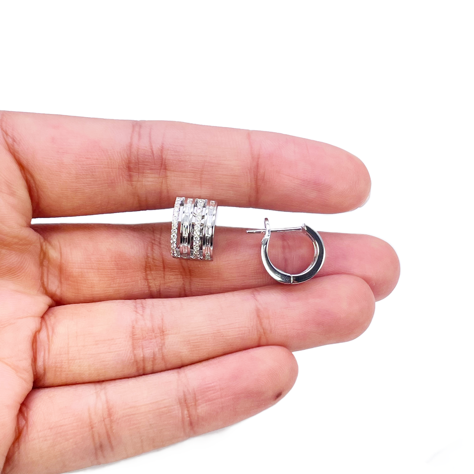 18ct Gold Diamond Hoop 0.55ct Natural Baguette & Round Huggie Earrings 9mm 