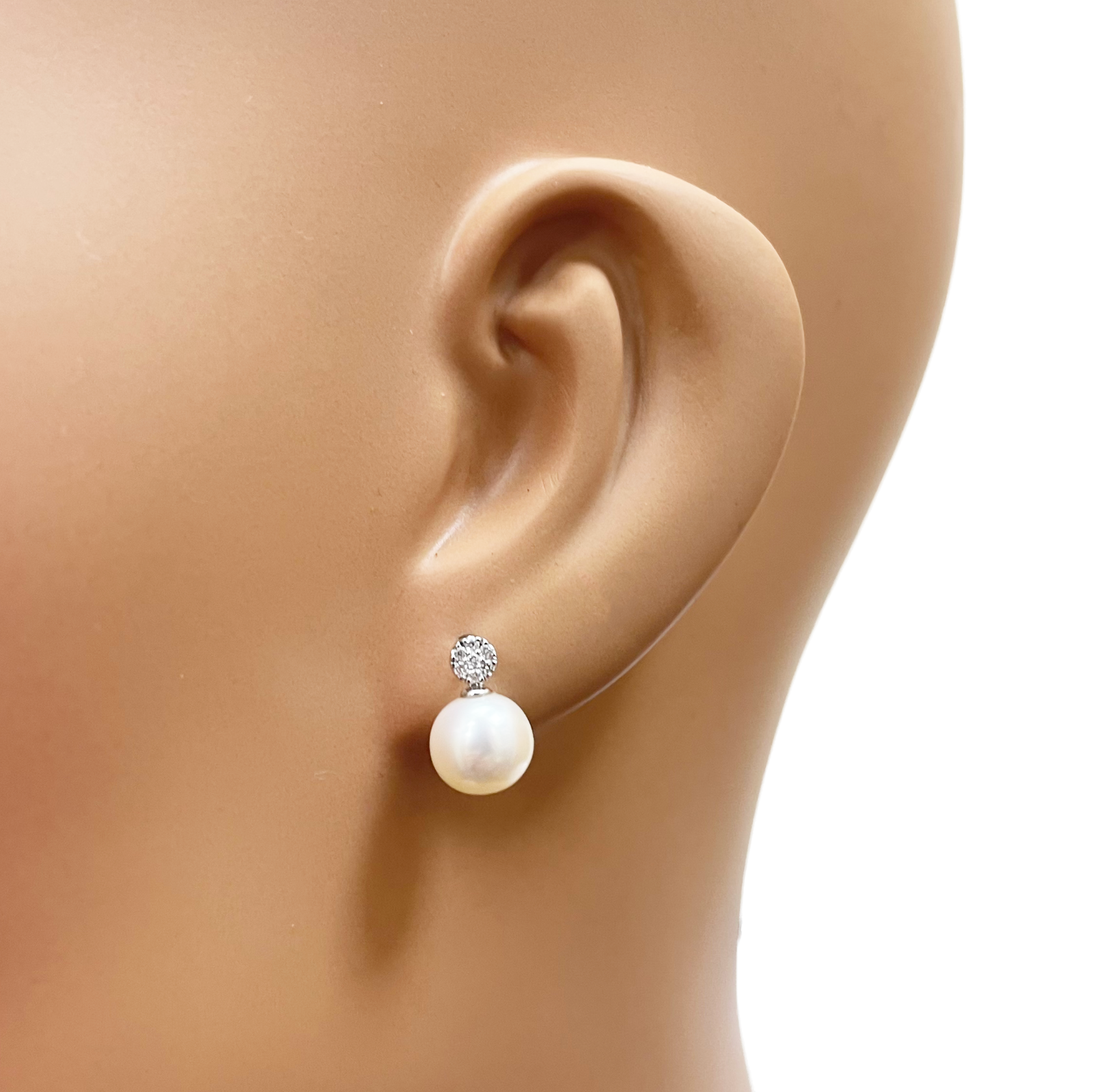 18ct White Gold Freshwater Pearl & Diamond Drop Pair Earrings 0.08ct 