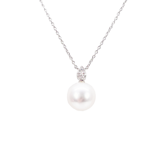 18ct Gold Natural Freshwater Pearl & Diamond Pendant Necklace 0.05ct 17 Inches 