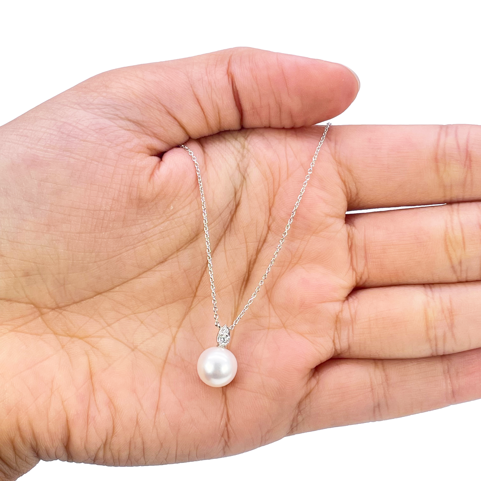 18ct Gold Natural Freshwater Pearl & Diamond Pendant Necklace 0.05ct 17 Inches 