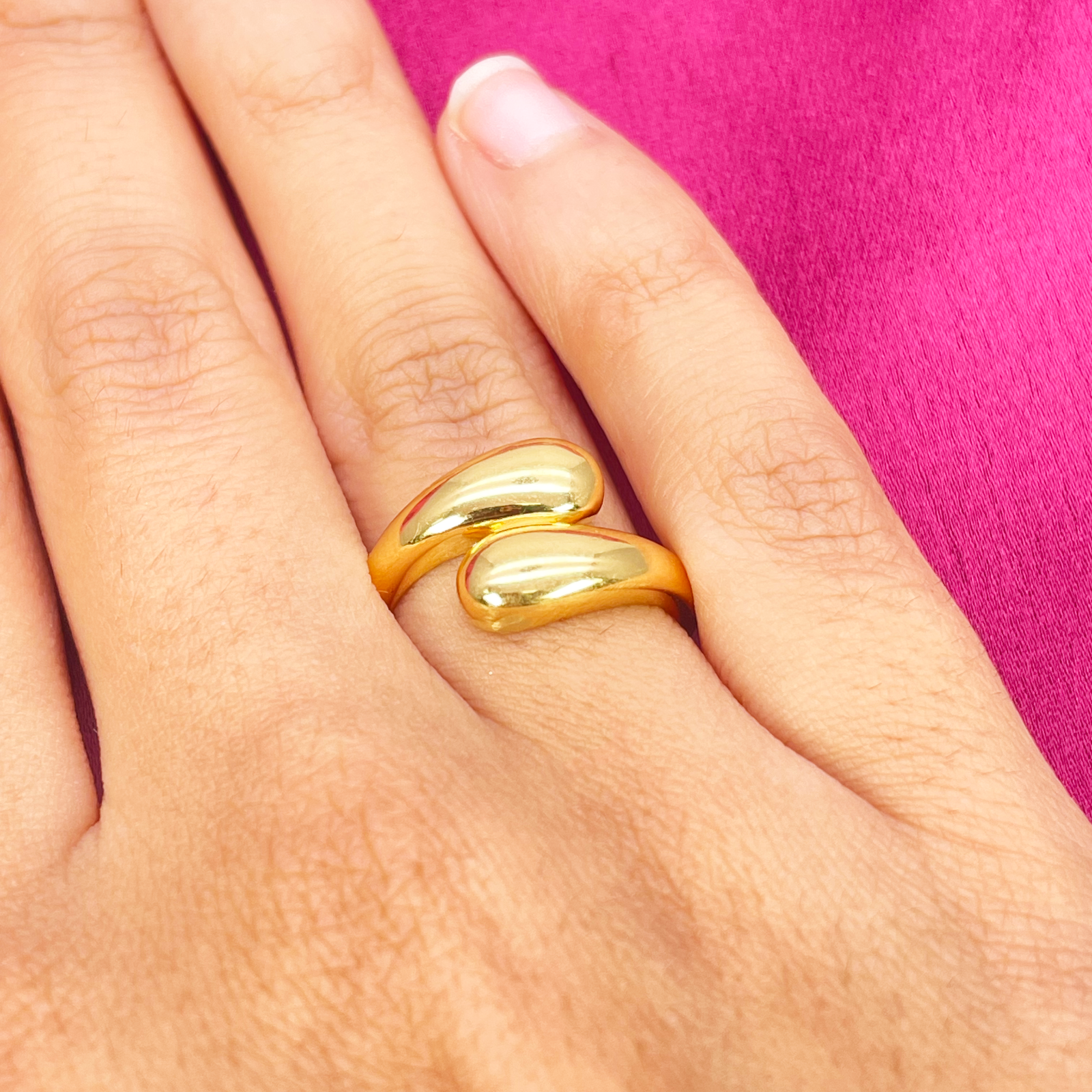 22ct Gold Teardrop Crossover Ring High Polished Ladies Ring 