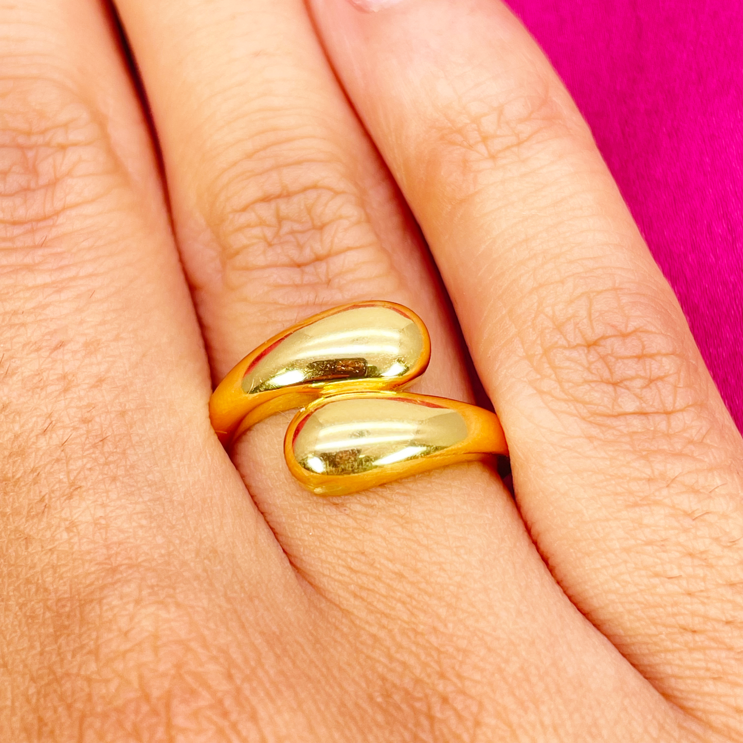 22ct Gold Teardrop Crossover Ring High Polished Ladies Ring 