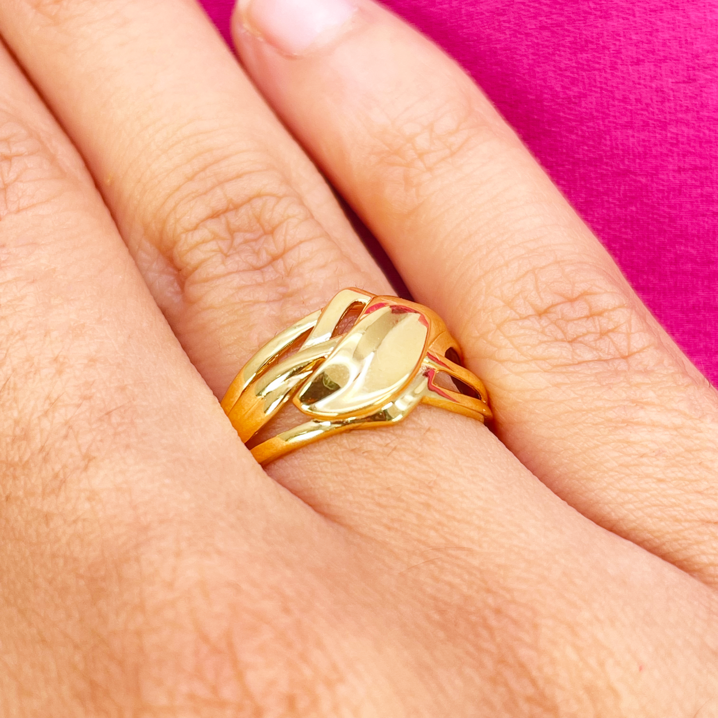 22ct Gold Floral Leaf Ring High Polished Design 10.5mm Width Size M 