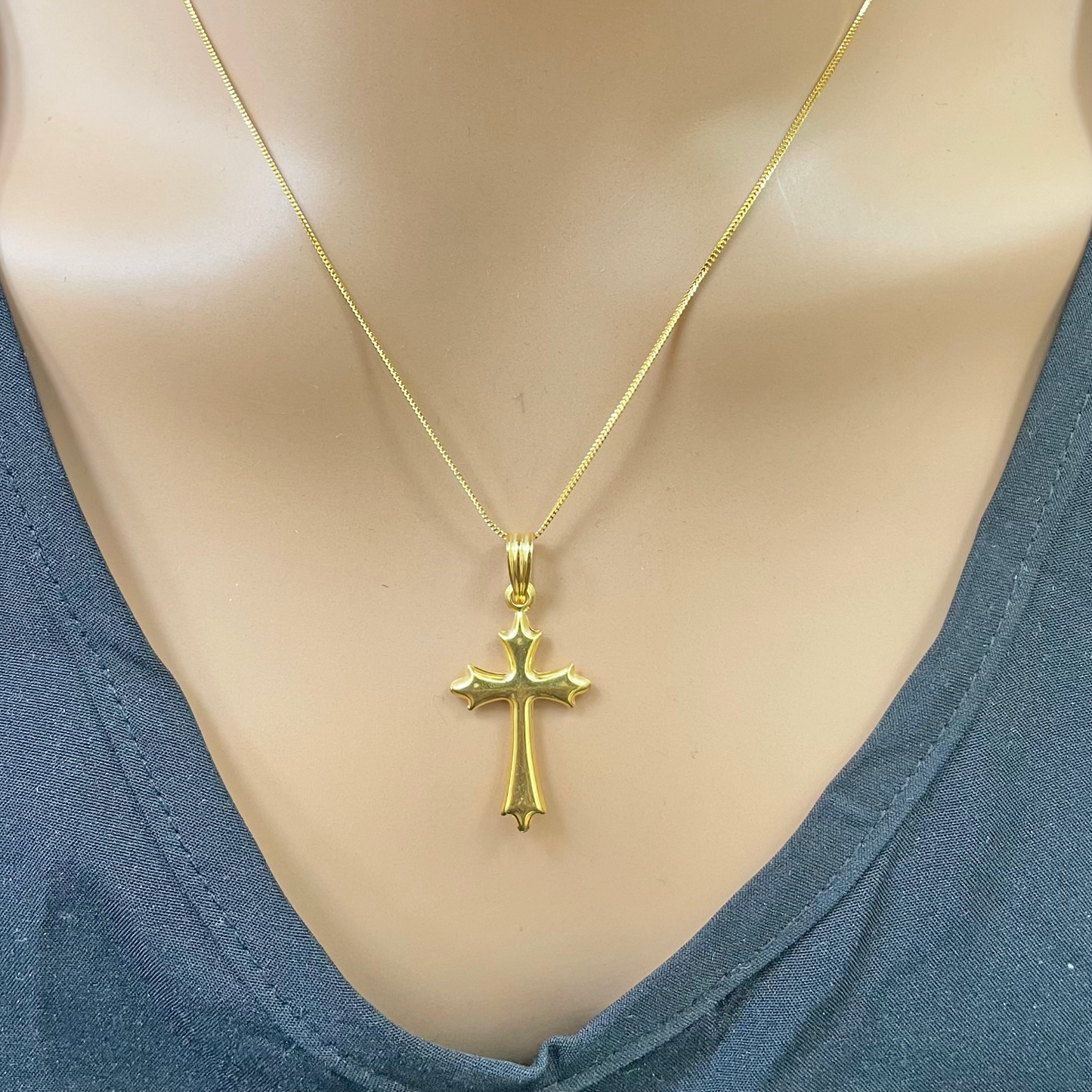 22ct Yellow Gold Lightweight Matt Cross Pendant 33mm Length 16mm Width 