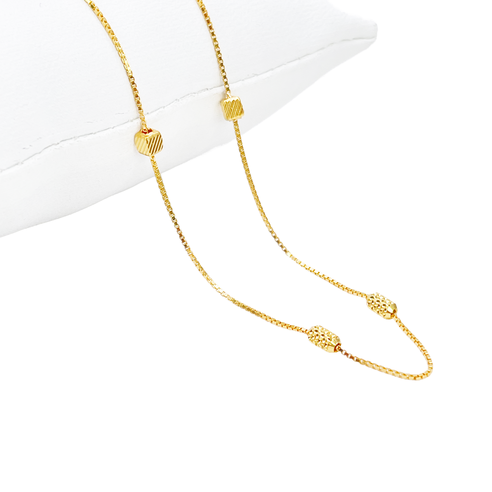 22ct Gold Beaded Necklace Diamond Cut Cube & Rounded Beads Box Chain 16 Inches 