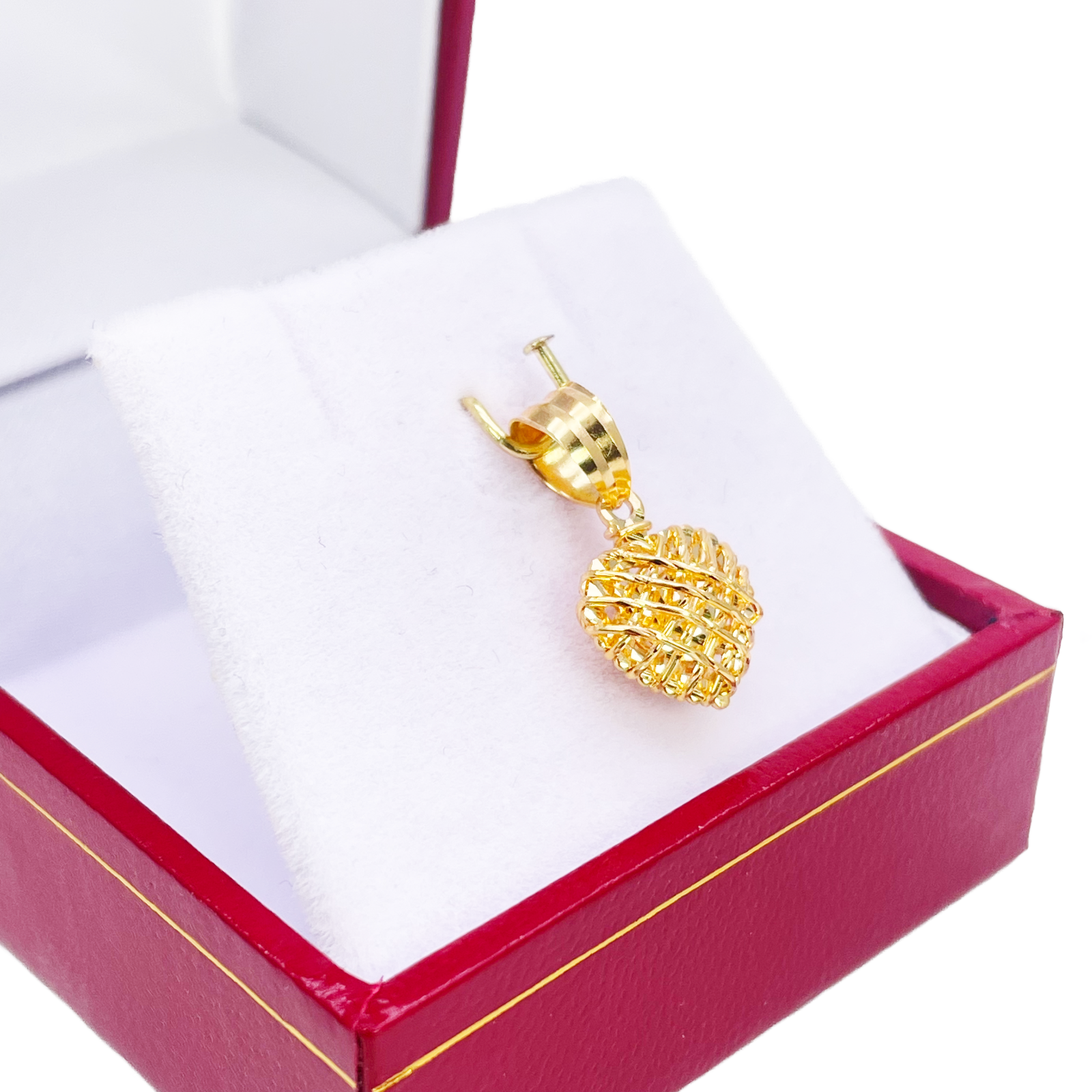 22ct Gold Heart Pendant Diamond Cut Mesh High Polished 18 mm Length 