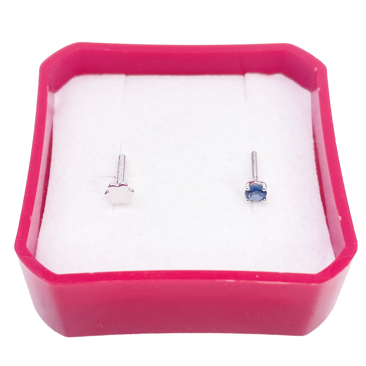 18ct Gold Natural Round Sapphire 4-Claw Nose Stud Pin 0.10ct 2.8mm Width 