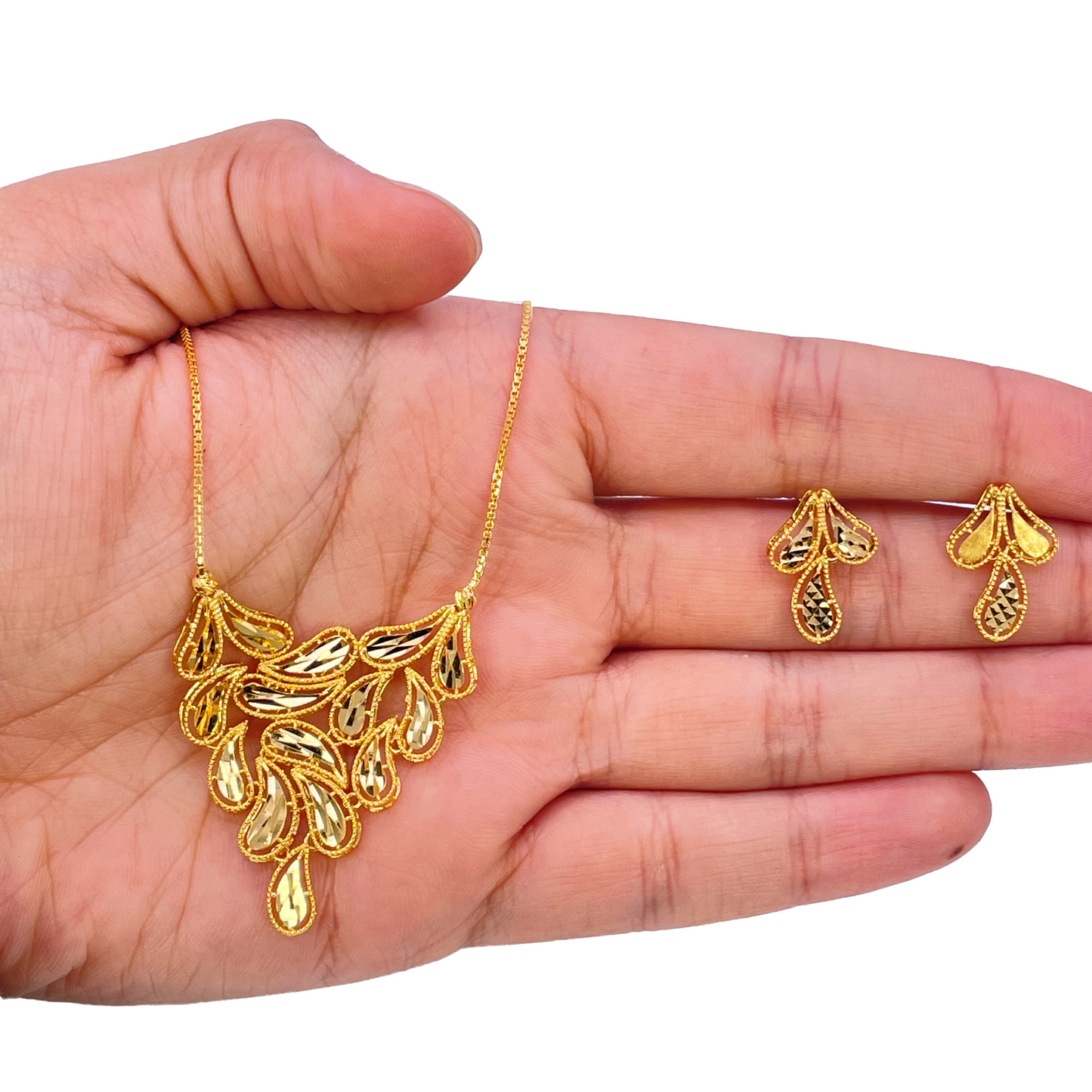 22ct Yellow Gold Diamond-Cut Milgrain Cascading Leaf Necklace & Earring Set