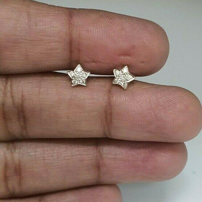 18ct Yellow gold with Round Diamonds Star Stud Earrings claw set 0.10cts