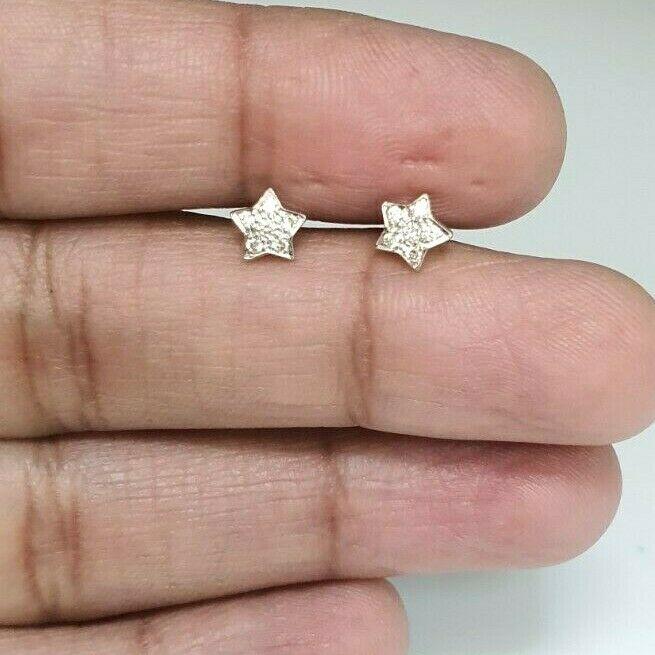 18ct Yellow gold with Round Diamonds Star Stud Earrings claw set 0.10cts