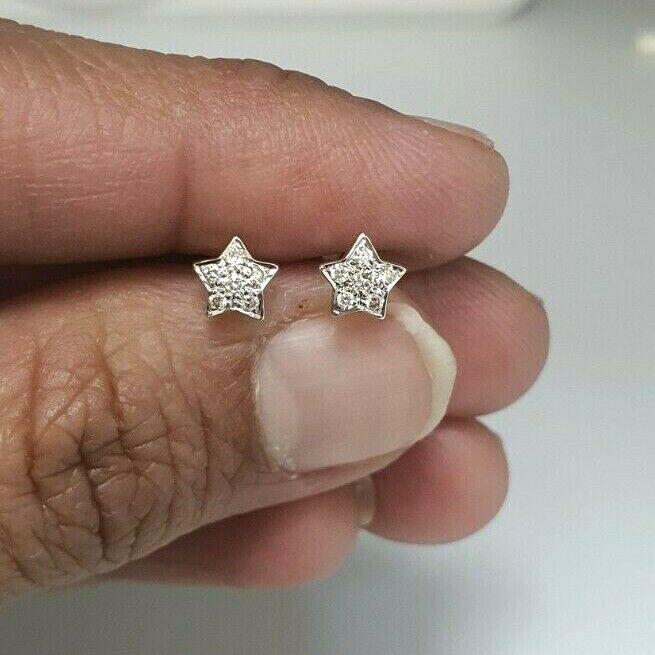 18ct Yellow gold with Round Diamonds Star Stud Earrings claw set 0.10cts