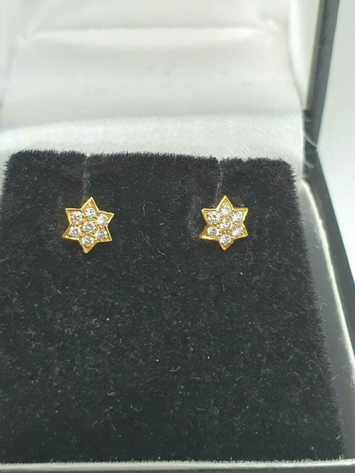 18ct Yellow gold with Round Diamonds Star Stud Earrings claw set 0.10cts