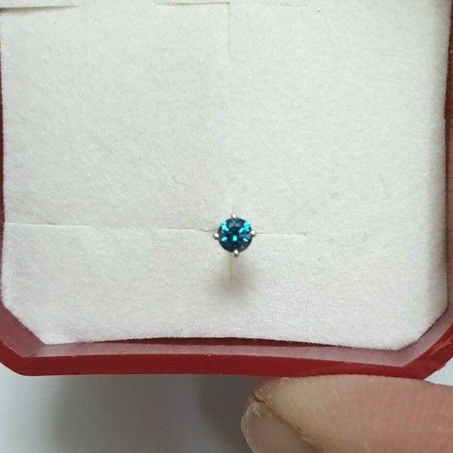 Blue Diamond Nose Stud / Nose Pin White / Rose Gold 18ct 0.08 cts Screw Back