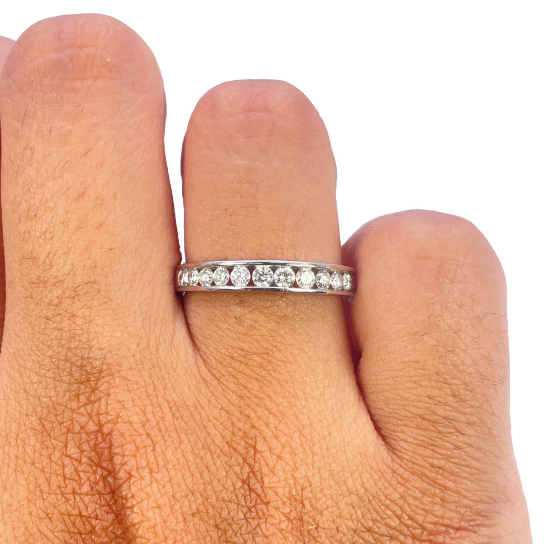 18ct White Gold Natural Diamond Channel Set Half Eternity Ring 0.50ct