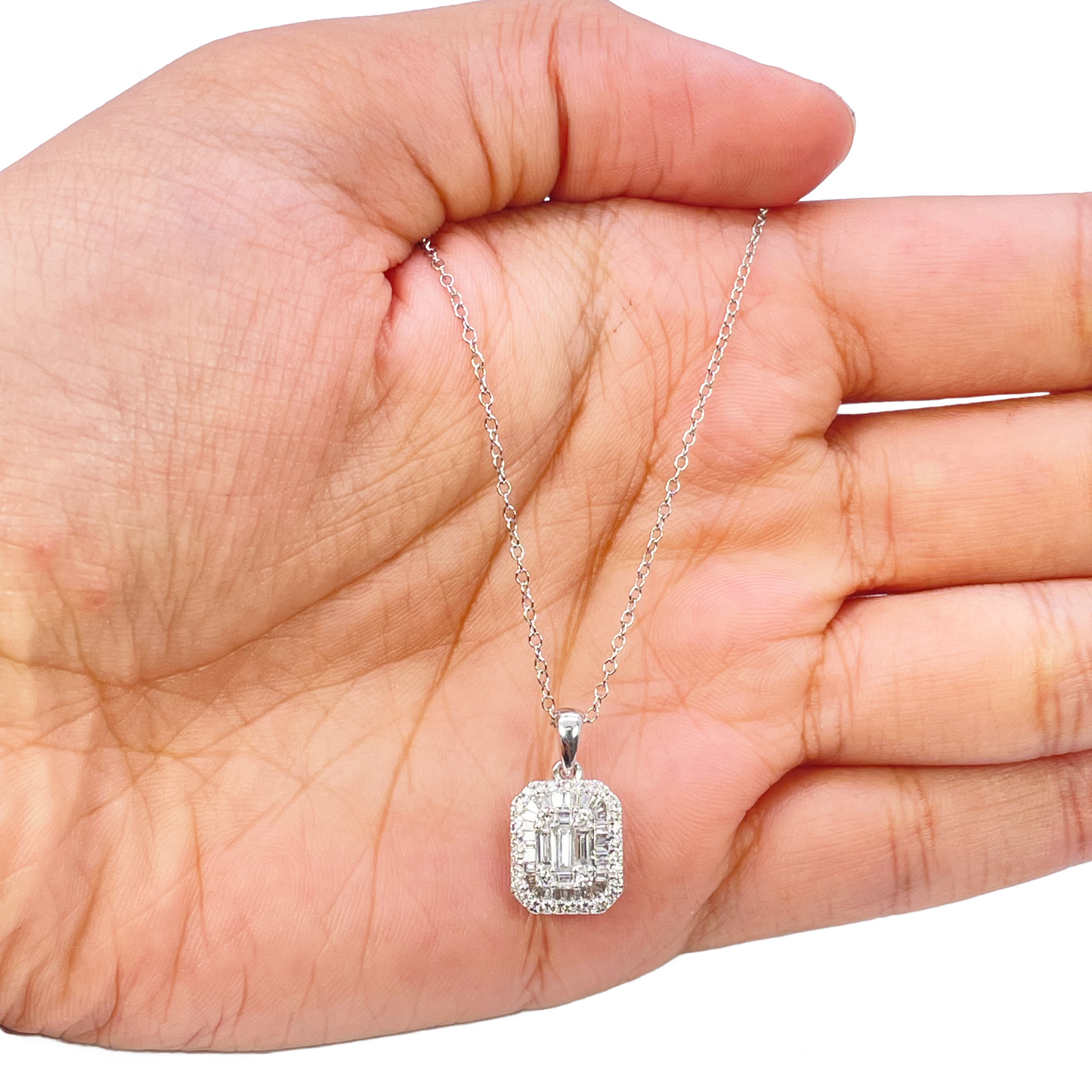 9ct White Gold & Natural Round & Baguette Diamonds Pendant Necklace 0.50ct 