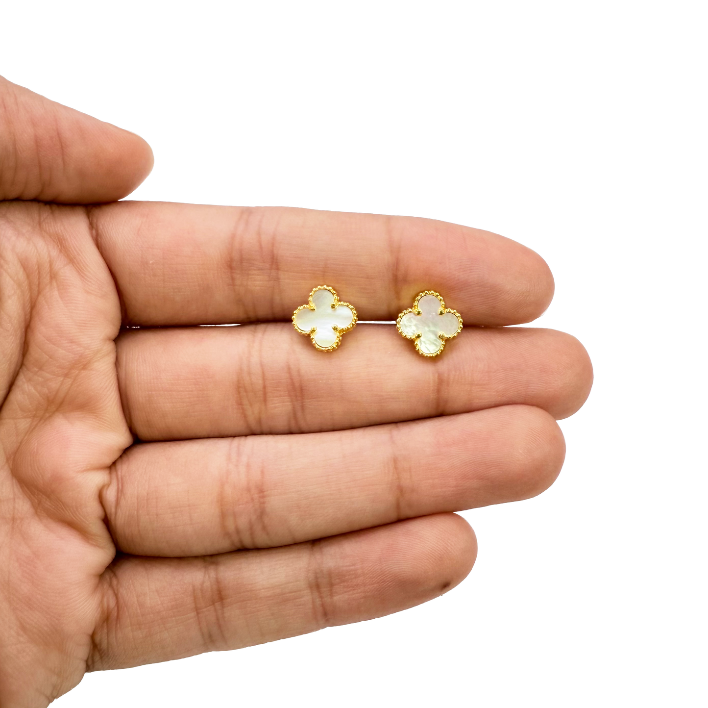 22ct Yellow Gold Small Mother Of Pearl Clover Stud Earrings 9mm Width