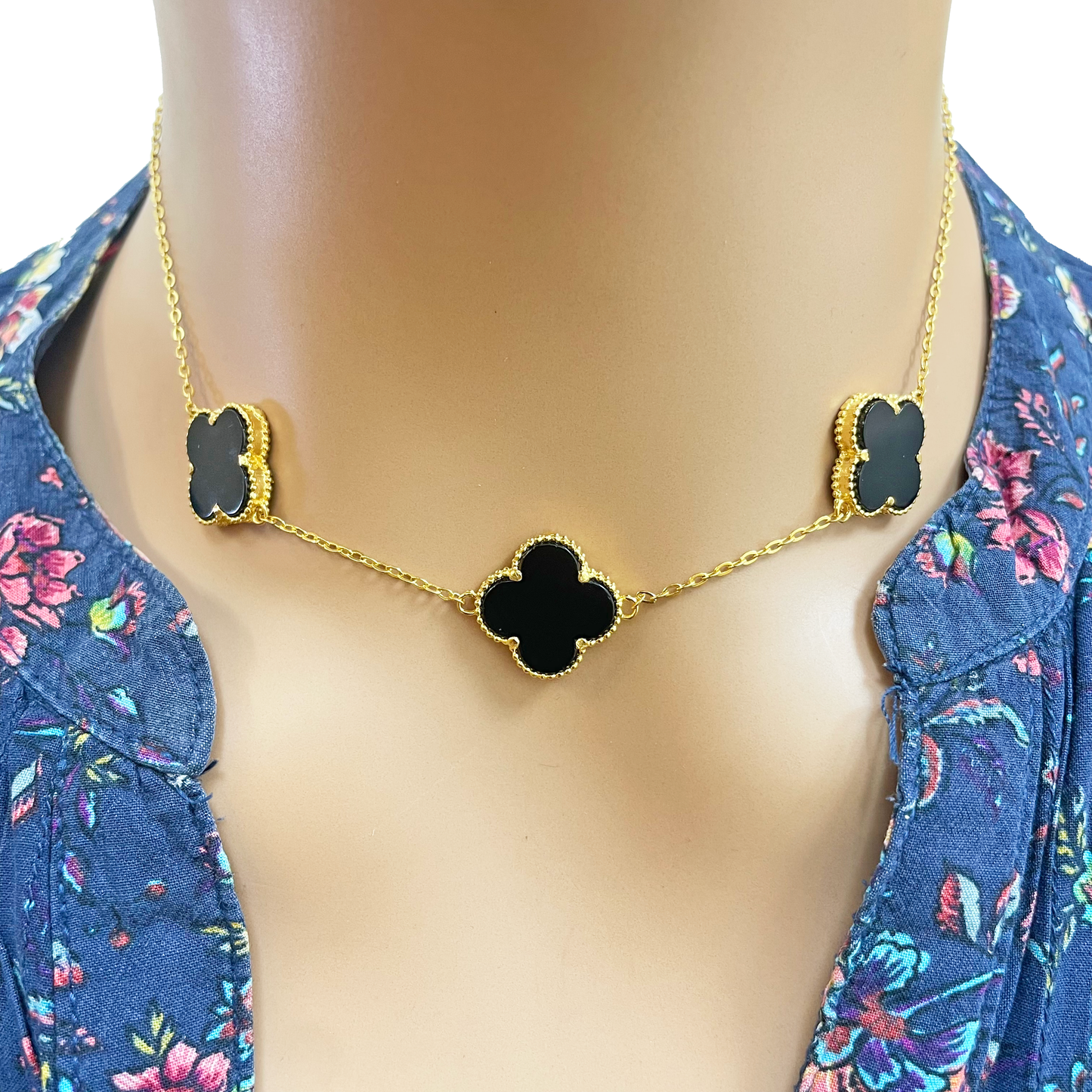 22ct Yellow Gold Black Onyx Clover Necklace 15"inches