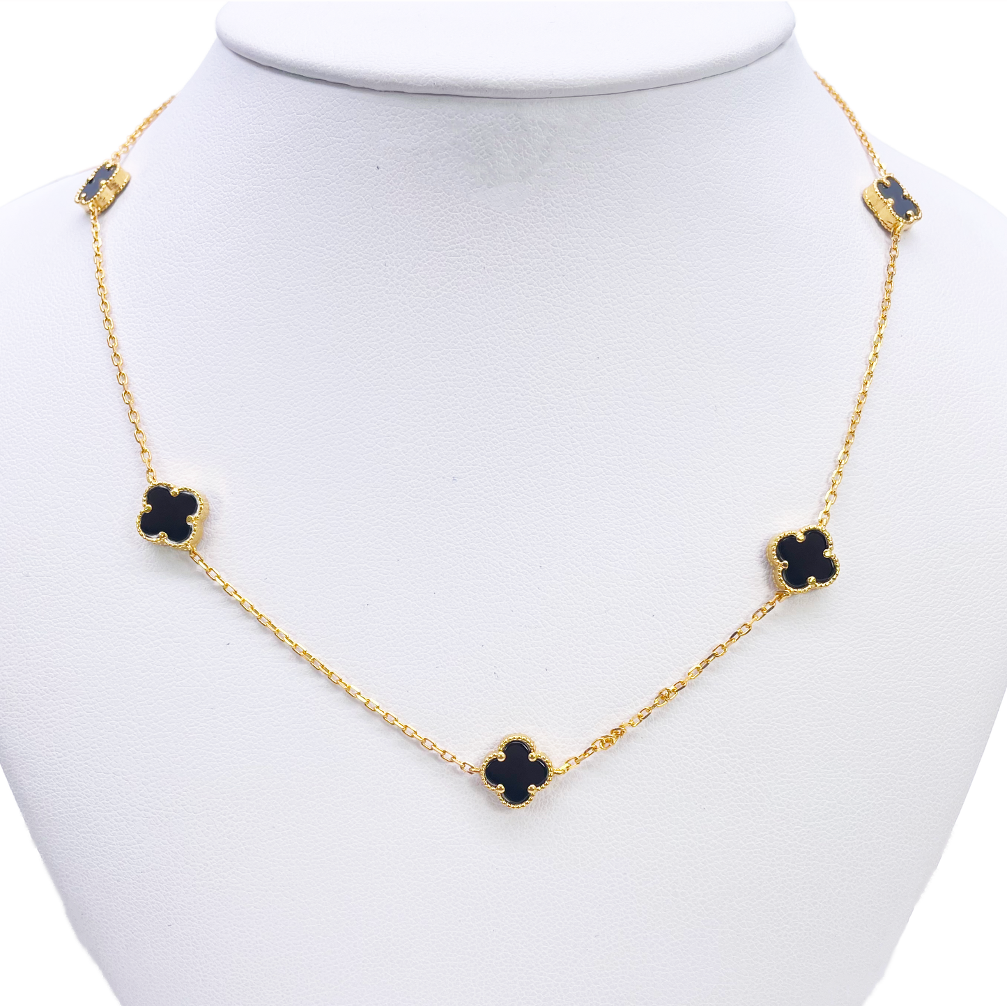 22ct Yellow Gold Black Onyx Clover Necklace 19.5"inches Width 9.4mm