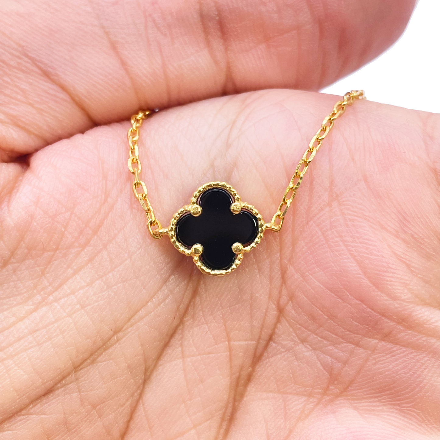 22ct Yellow Gold Black Onyx Clover Necklace 19.5"inches Width 9.4mm