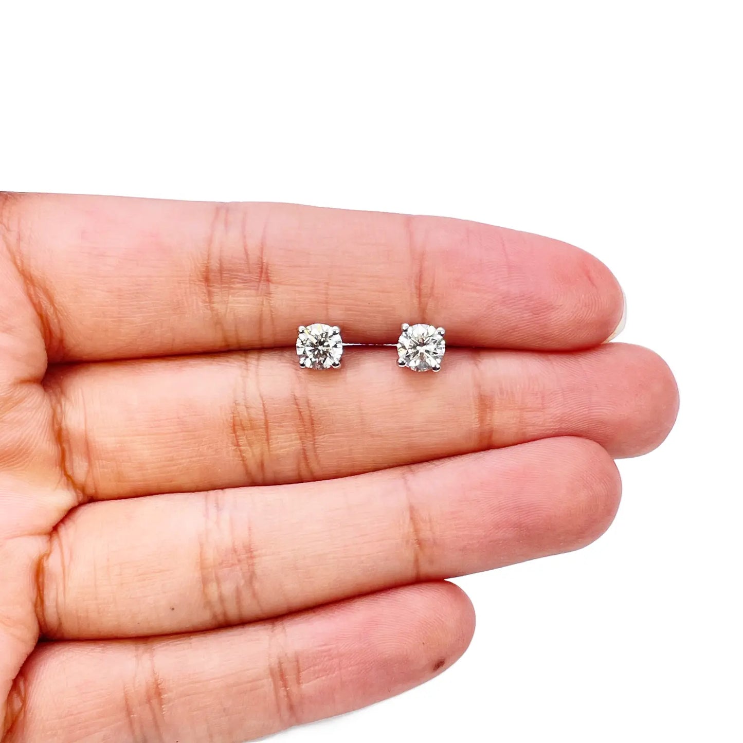 Natural Round Diamond Solitaire 4-Claw 1.00ct Pair Stud Earrings GIA Certified 