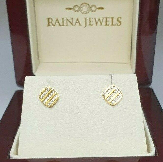 22ct Yellow Gold Cluster Cubic Zirconia Button Earrings