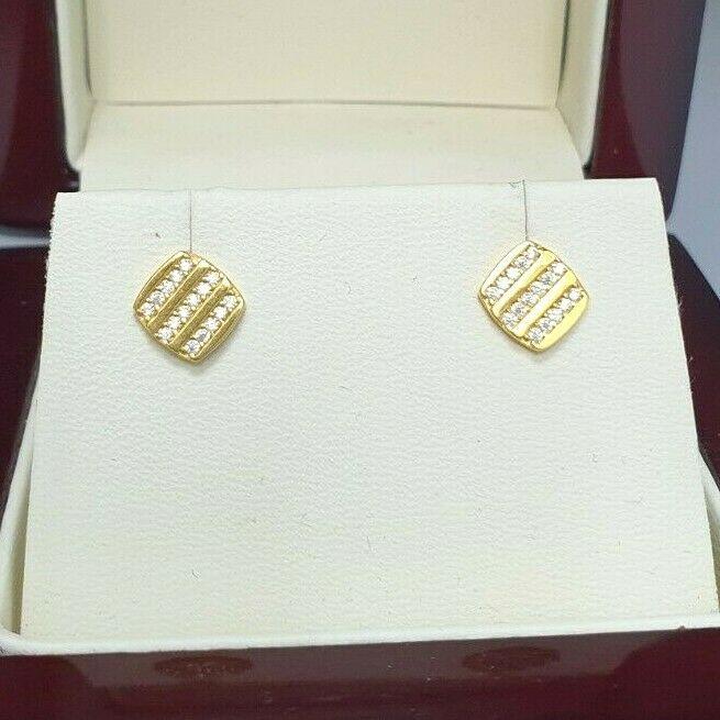 22ct Yellow Gold Cluster Cubic Zirconia Button Earrings