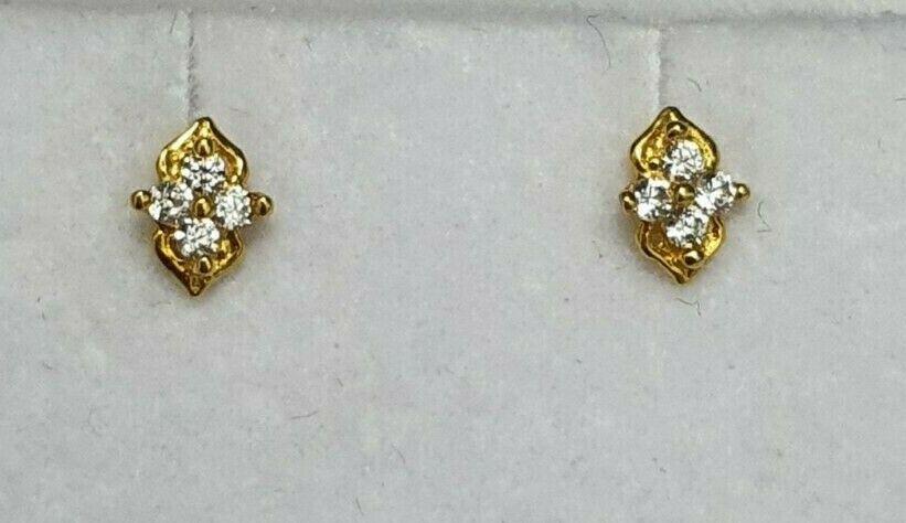 22ct Yellow gold Cubic Zircon Children's earrings claw set