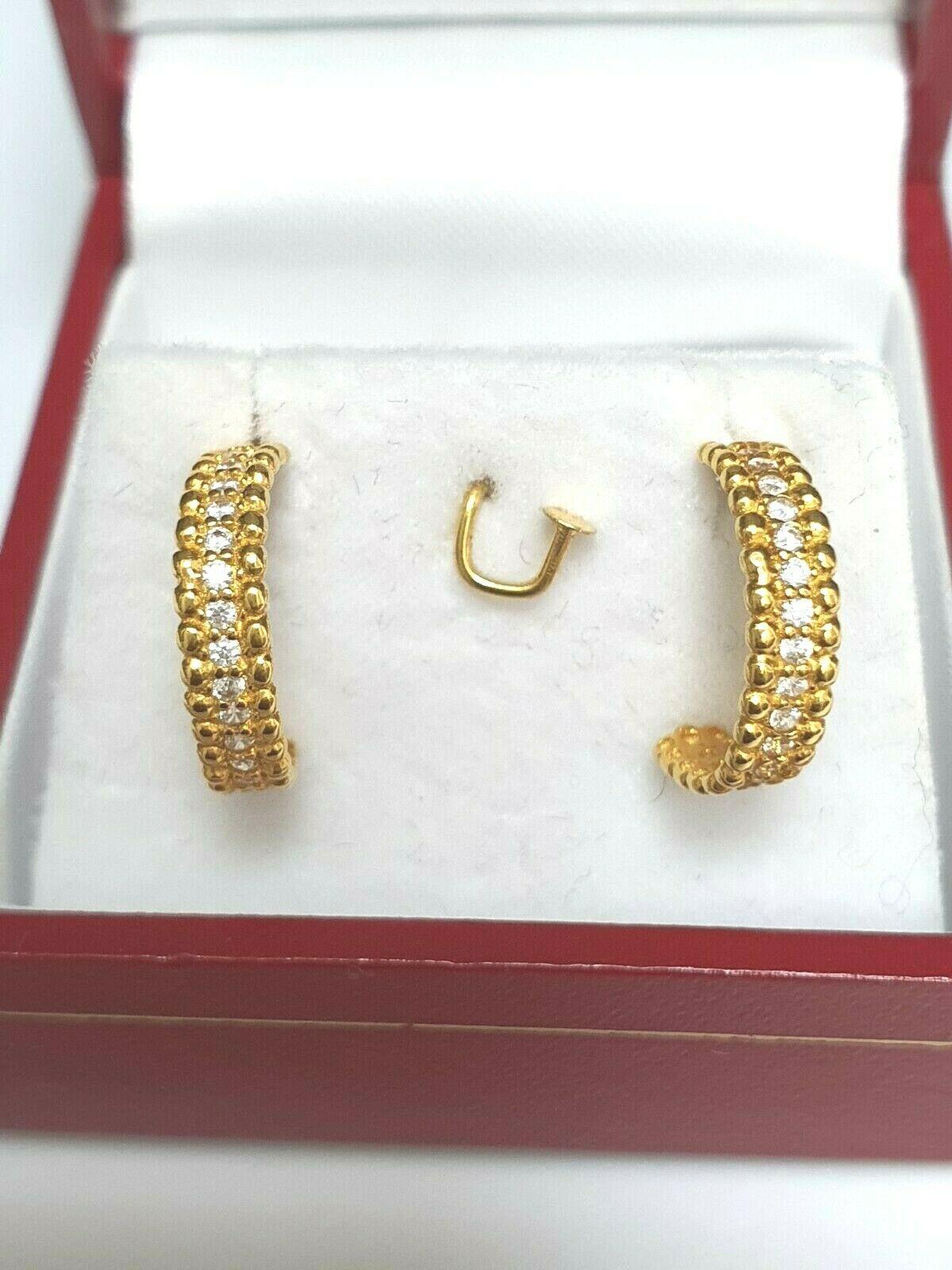 22ct Yellow Gold Cubic Zirconia Earrings Claw Set